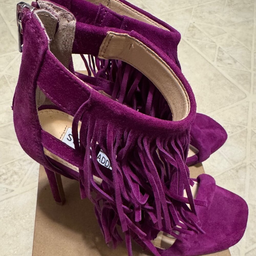 STEVE MADDEN Purple Suede Ankle Fringe Sandals - Size 6